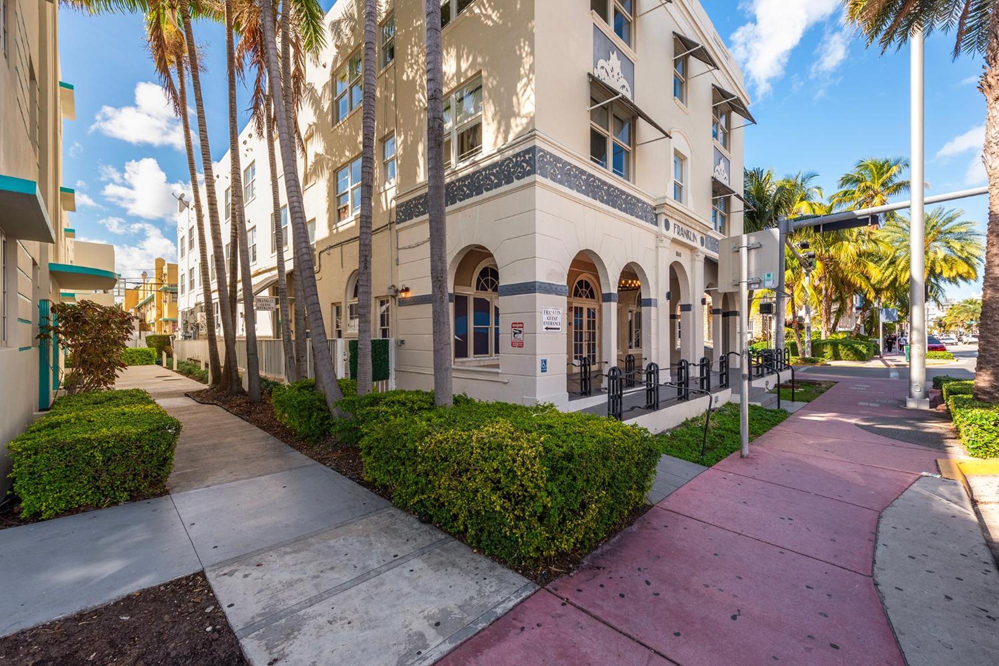 Luxuri Suites Miami Beach Exterior foto